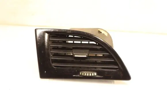 Renault Megane III Dashboard side air vent grill/cover trim