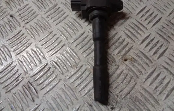 High voltage ignition coil