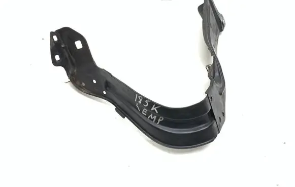 Mercedes-Benz C W203 Headlight/headlamp mounting bracket 