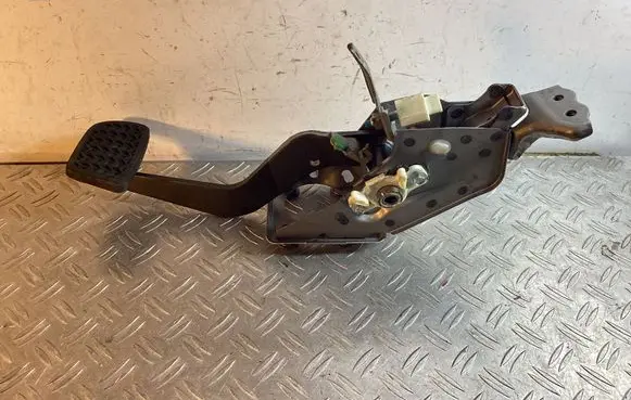 Lexus RX 450H Brake pedal 