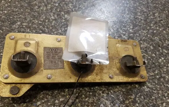 Audi A6 S6 C4 4A Coolant fan relay 4A0959493A