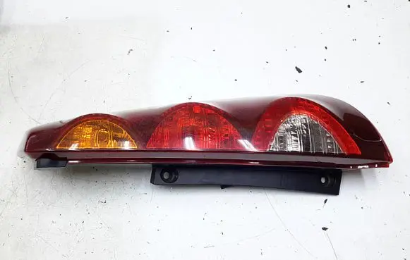 Nissan Note (E11) Rear/tail lights 22016752