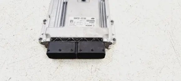 Hyundai Tucson TL Engine control unit/module 391312E905 0261S1046M 39131