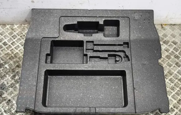 Mazda CX-30 Glove box in trunk DFR5688MXA