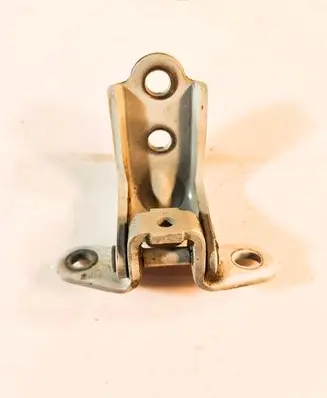 Hyundai Tucson TL Front door lower hinge 