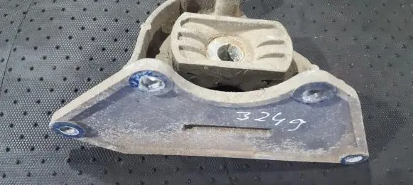 Fiat Punto (188) Engine mount bracket