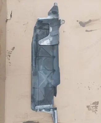Mercedes-Benz E W211 Air filter cleaner box bracket assembly A6480940241