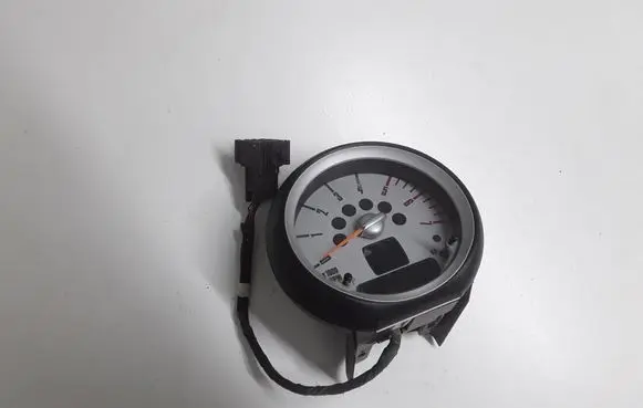 Mini One - Cooper Clubman R55 Speedometer (instrument cluster) 9201393