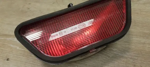 Mercedes-Benz ML W163 Third/center stoplight A1638200156 963126