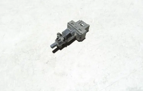 Mercedes-Benz E W210 Brake pedal sensor switch 0045452114