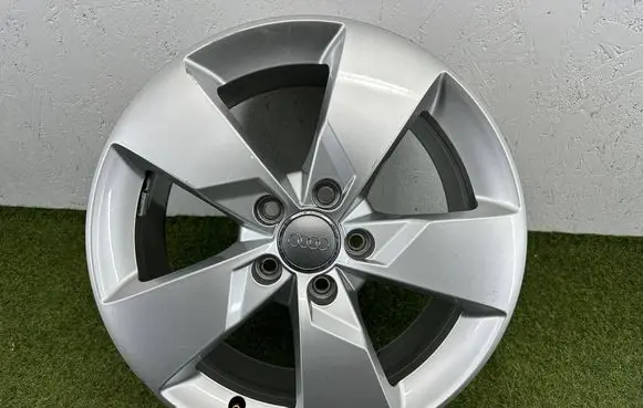 Audi TT TTS RS Mk3 8S R17 alloy rim 8S0601025J