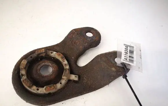 Fiat Freemont Engine mounting bracket 