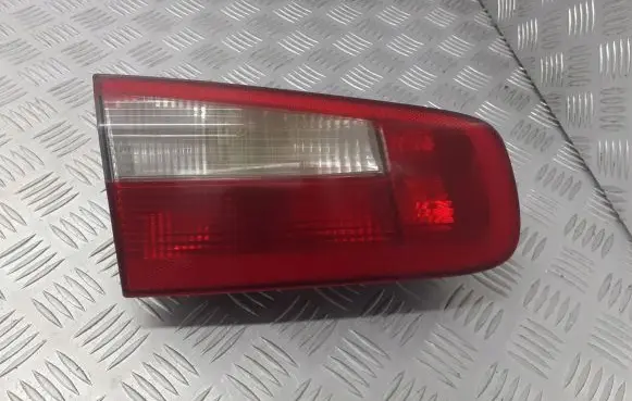 Renault Laguna II Rear/tail lights 8200002475