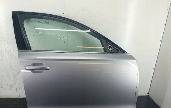Audi A6 C7 Front door LZ7G
