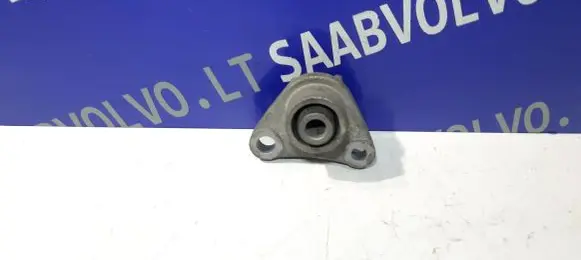 Volvo V70 Engine mount bracket 8666205