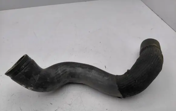 Volvo V70 Intercooler hose/pipe