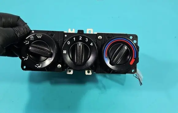 Honda Civic Climate control/heater control trim IMPRK1588390
