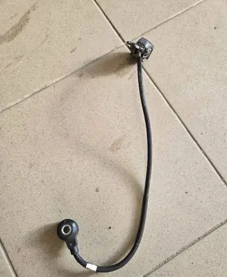 Ford Focus Detonation knock sensor 1072088B