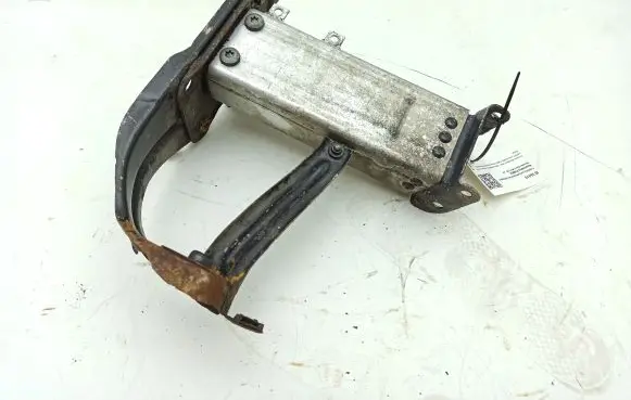 Mercedes-Benz E W211 Front bumper shock/impact absorber 