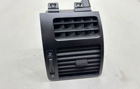 Volkswagen Touran I Dashboard side air vent grill/cover trim 1T0819704B
