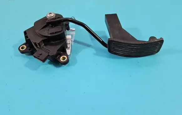 Nissan Qashqai Accelerator throttle pedal 2787C IMPRK1357768