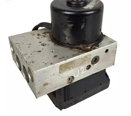 Volvo S60 ABS Pump 9496439
