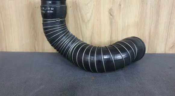 Mercedes-Benz SLK R170 Intercooler hose/pipe 1705280182 A1705280182