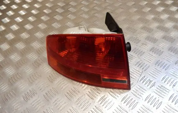 Audi A4 S4 B7 8E 8H Rear/tail lights 8E5945095 37164