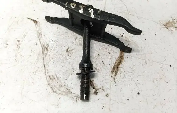 Fuel Injector clamp holder