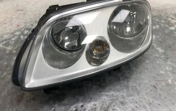 Volkswagen Touran I Headlight/headlamp 2K0941005BBILI 2K0941005B
