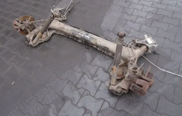 Renault Megane III Rear axle beam with reductor 