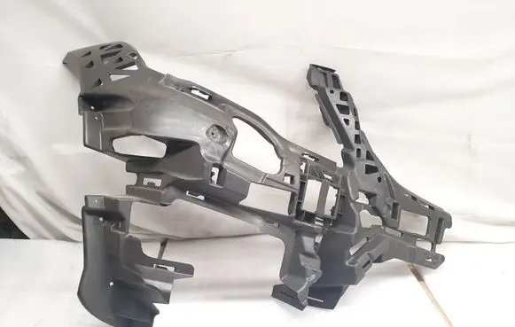Mercedes-Benz GLK (X204) Front bumper mounting bracket A2048855865