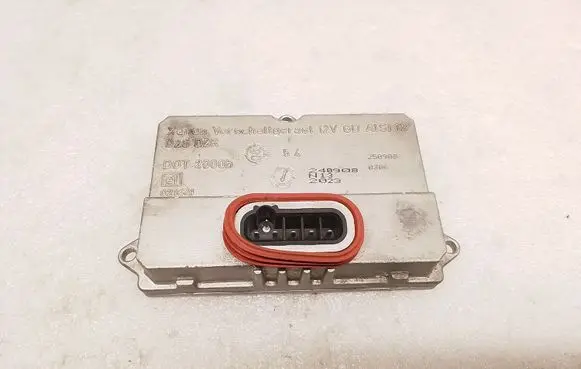 Mercedes-Benz E W211 Headlight ballast module Xenon 5DV00829000