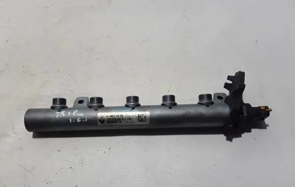 Renault Trafic III (X82) Fuel main line pipe 175210542R