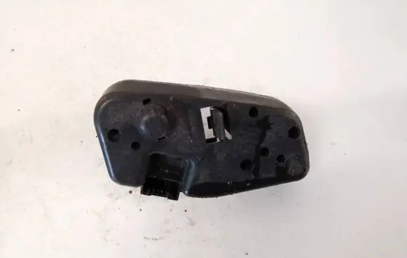 BMW 3 E46 Tail light bulb cover holder 230569l 8374807