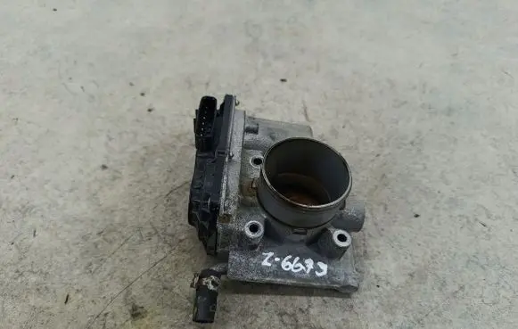 Mazda 3 II Throttle body valve Z67713640