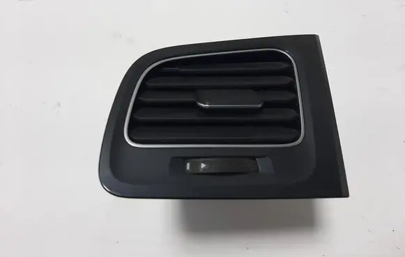 Volkswagen Golf VII Dashboard air vent grill cover trim 5G1819703 5G1819247B
