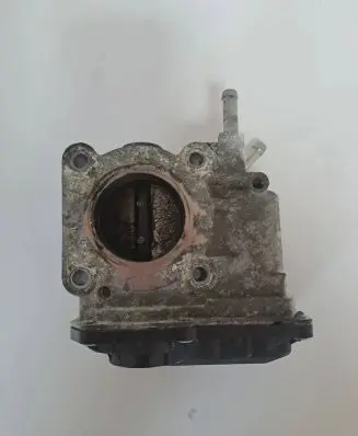 Toyota Avensis T250 Throttle valve 220300D021 8086 1831