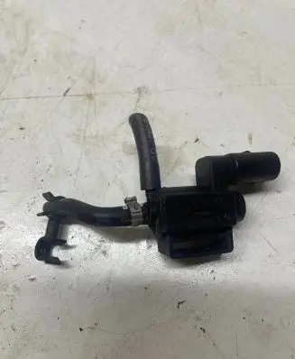 Audi A5 Sportback 8TA Turbo solenoid valve 037906283C 09T160 72288000