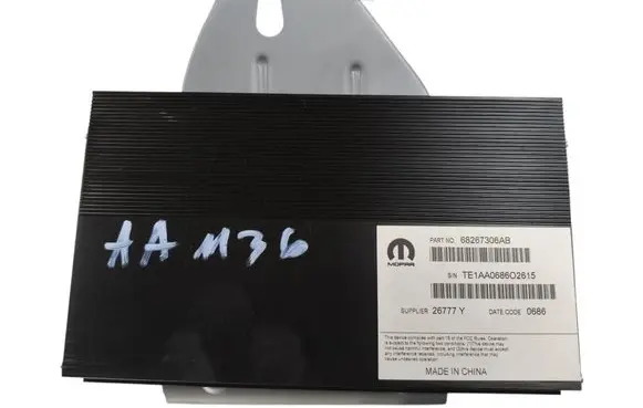 Jeep Grand Cherokee Sound amplifier 68267306AB