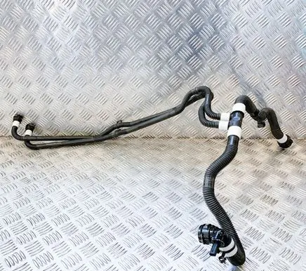 Tesla Model 3 Engine coolant pipe/hose 107757900E 108795700A