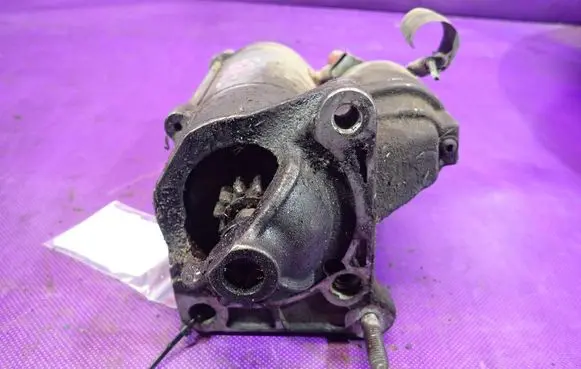 Renault Laguna II Starter motor D7R49