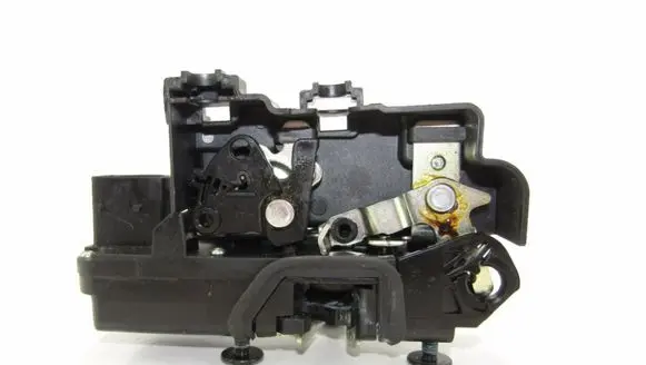 Chevrolet Captiva Front door lock