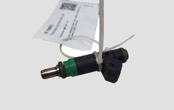 Ford Focus C-MAX Fuel injector 98MFBB 9F593