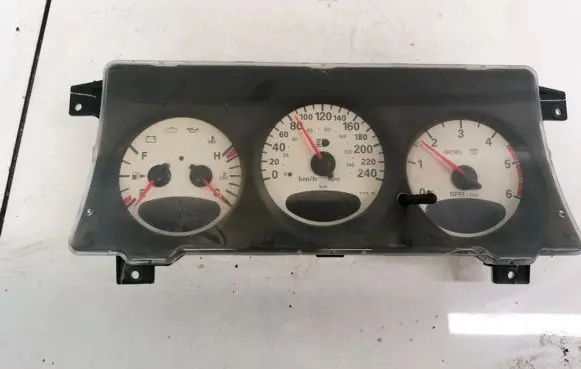 Chrysler PT Cruiser Speedometer (instrument cluster) 04671815AO CR0024034