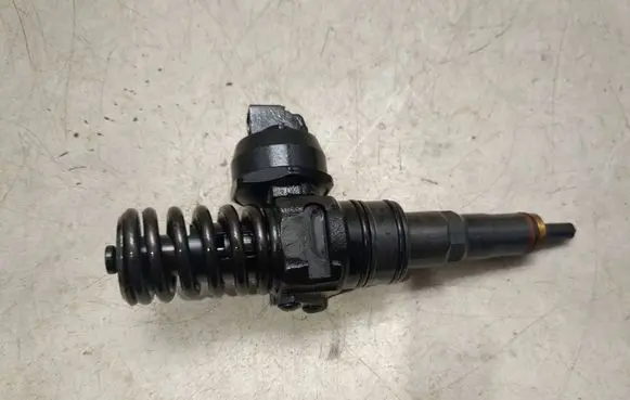 Audi A3 S3 A3 Sportback 8P Fuel injector 0414720313