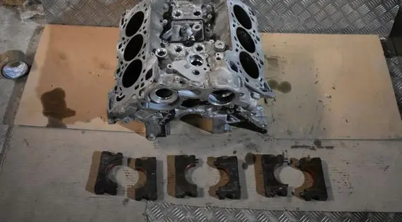 Porsche Cayenne (9Y0 9Y3) Engine DCB533575