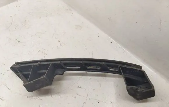 Volkswagen Caddy Front bumper mounting bracket 1T0807889B