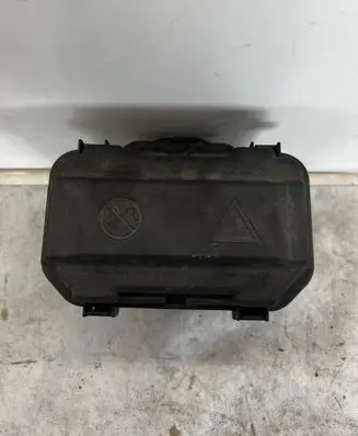 BMW 4 F32 F33 Fuse box cover 61149224872