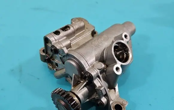 Audi A4 S4 B8 8K Oil pump 06H115105AN IMPRK1447526
